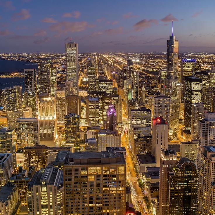 Olivia Carter - Expat family life guide in United Kingdom